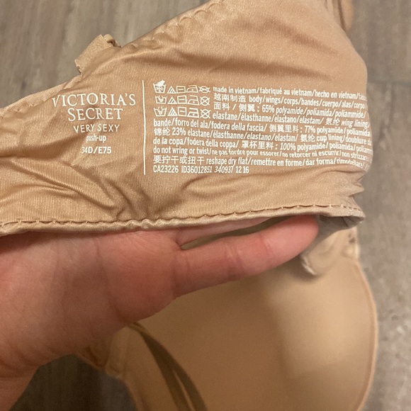 Variety Lot of 34D Bras - Picture 9 of 16